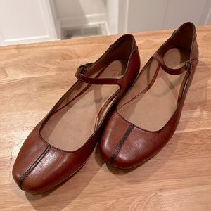 Frye KAT MARY JANE Flats Size 7